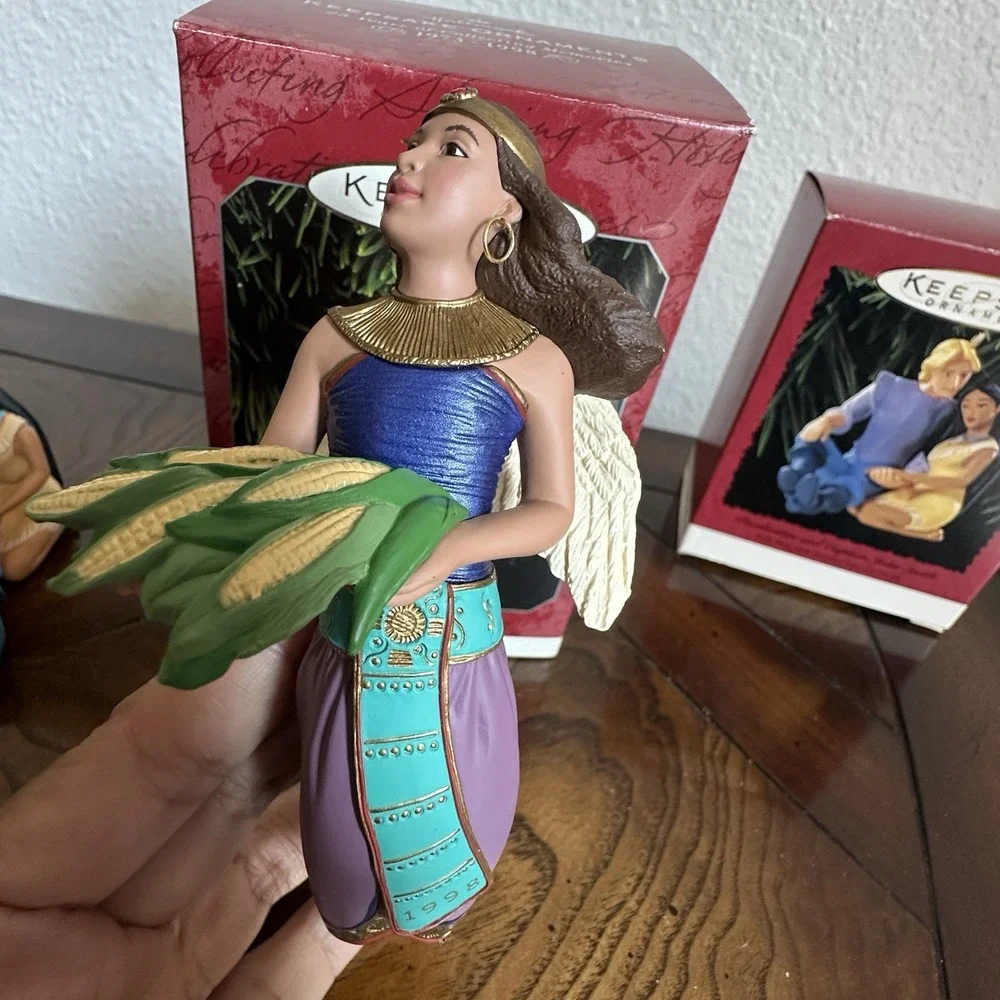 Hallmark Keepsake Pocahontas Captain‎ John Smith Celebration Of Angels Ornaments